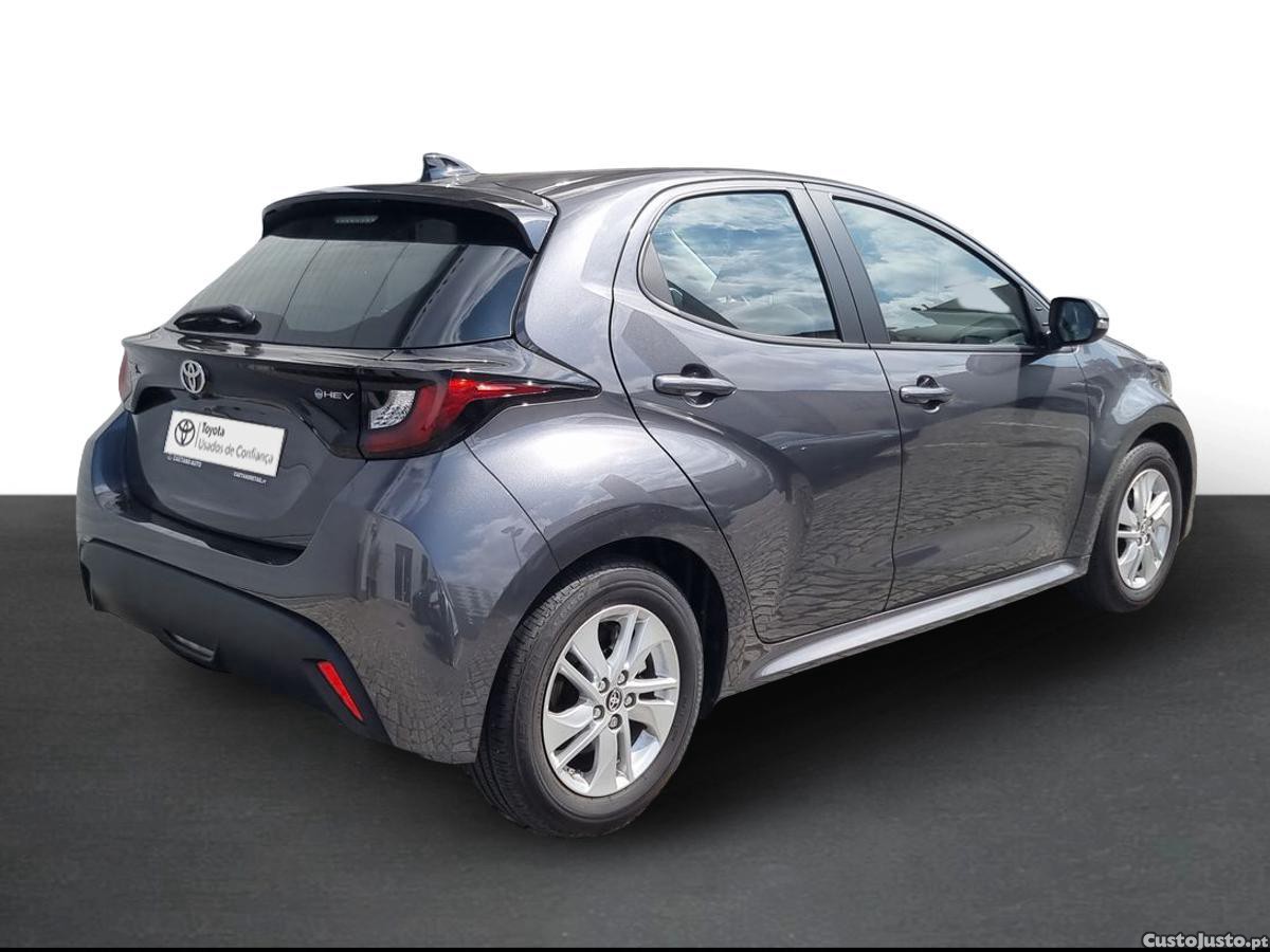 Toyota Yaris 1.5 HDF Comfort Plus — fotografia 3