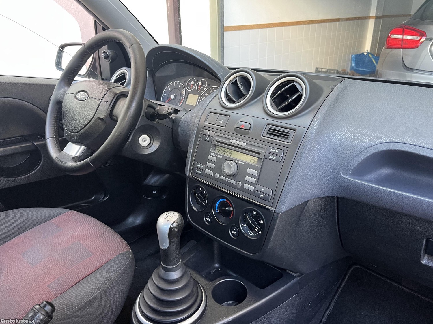 Ford Fiesta 1.2 Duratec Guia - Nacional - Único Dono — fotografia 3