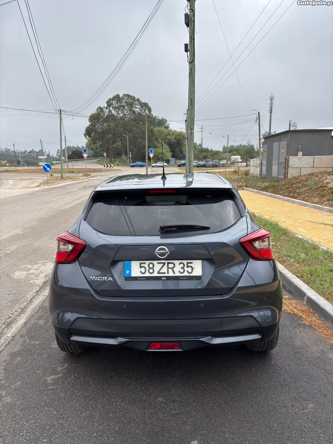 Nissan Micra 1.0 — fotografia 7