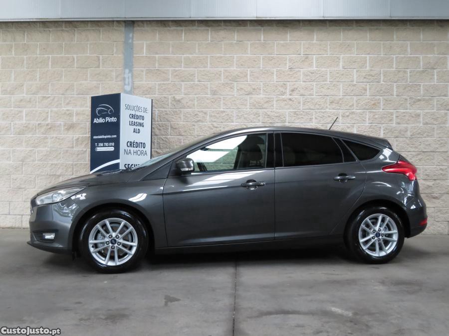 Ford Focus 1.5 TDCi Trend+ — fotografia 20