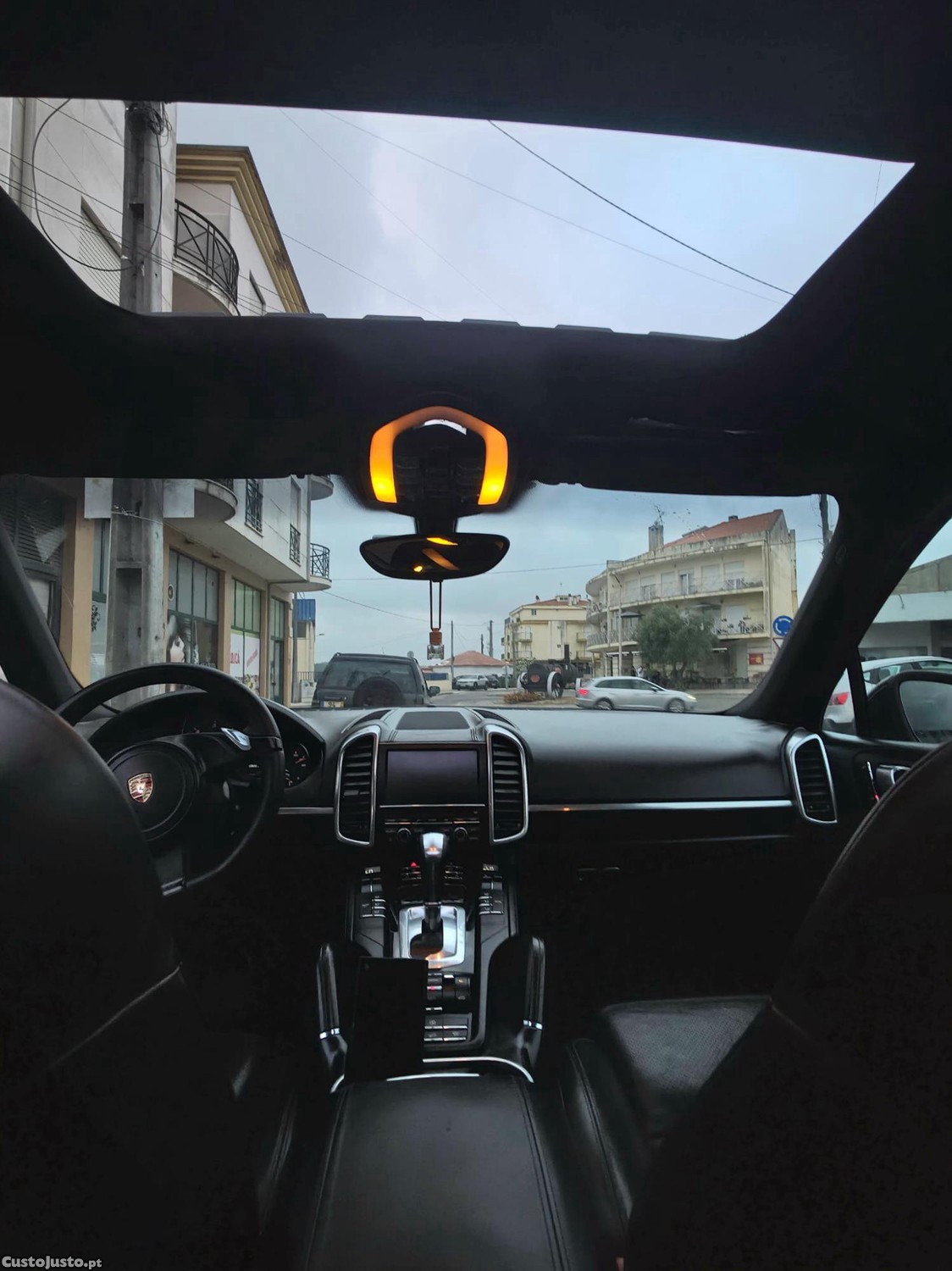 Porsche Cayenne 3.0 — fotografia 2