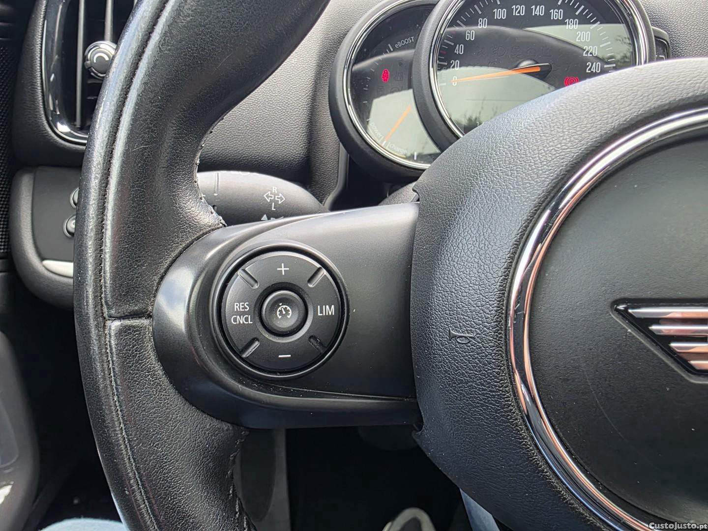MINI Countryman Cooper SE ALL4 Auto — fotografia 12