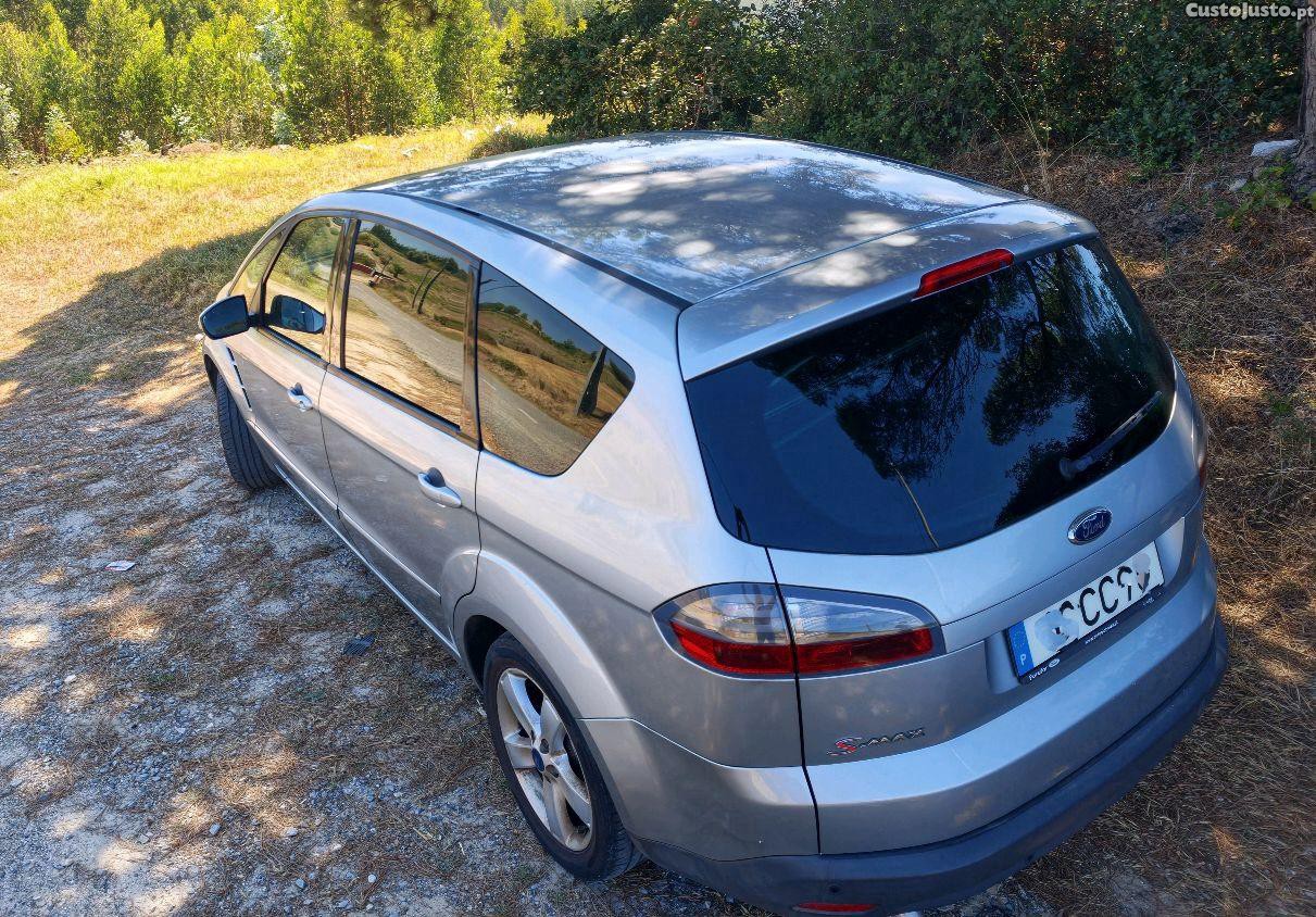 Ford S-Max 1.8 tdci Titanium — fotografia 8