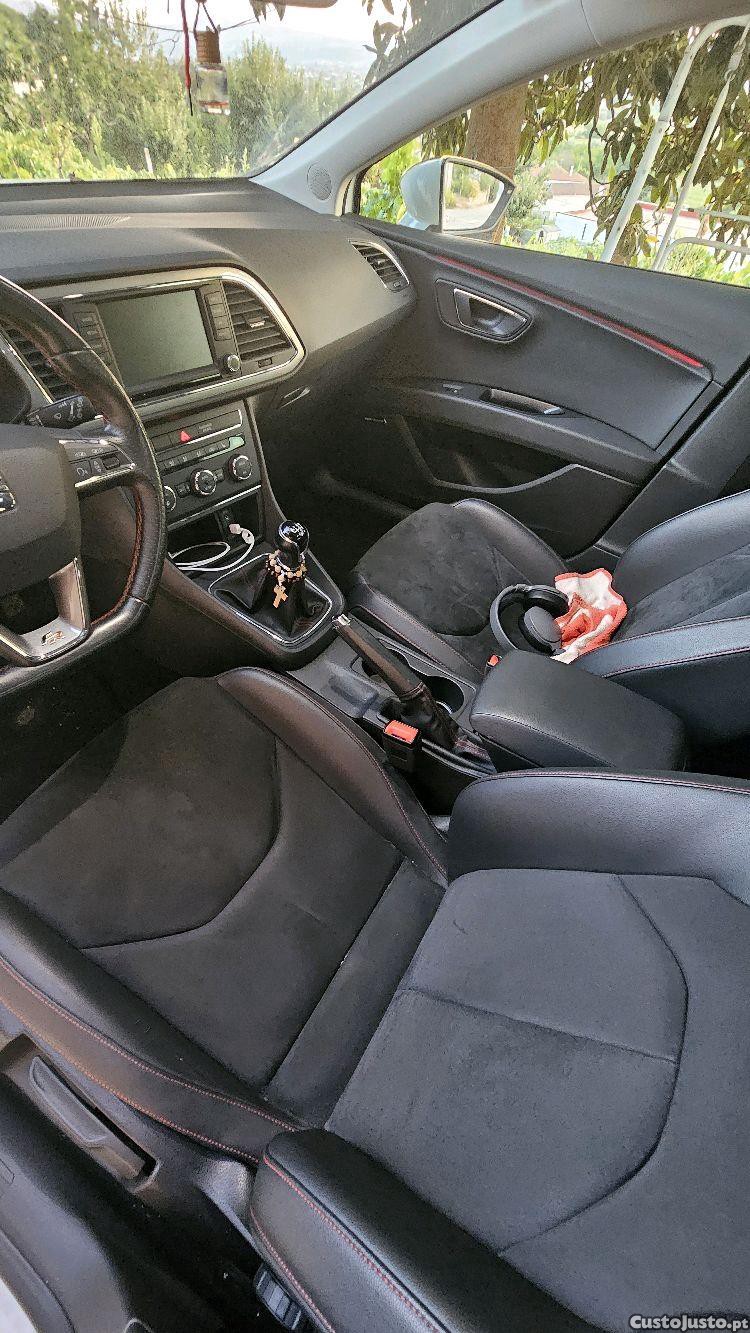 SEAT Leon 5f — fotografia 5