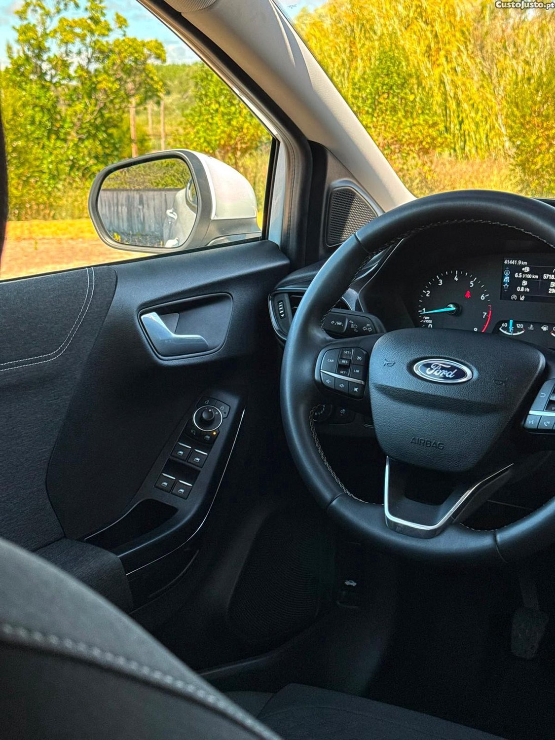 Ford Puma Titanium — fotografia 7