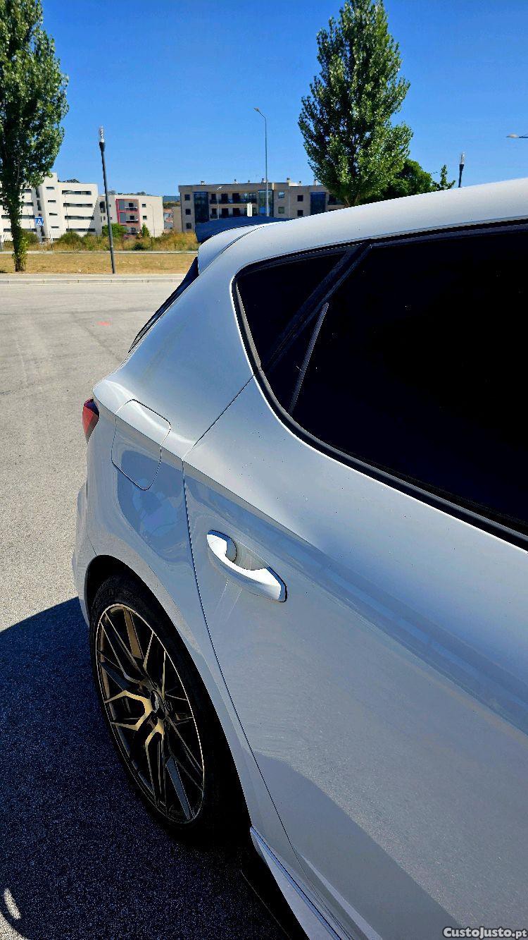 SEAT Leon 5f — fotografia 7