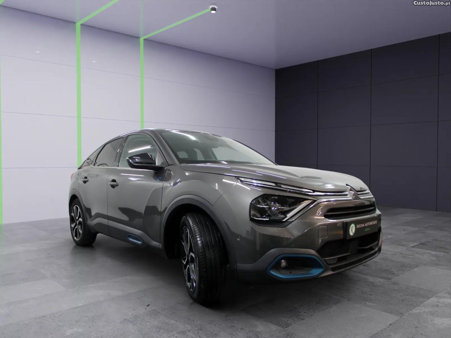 Citroën e-C4 Shine Pack — fotografia 11