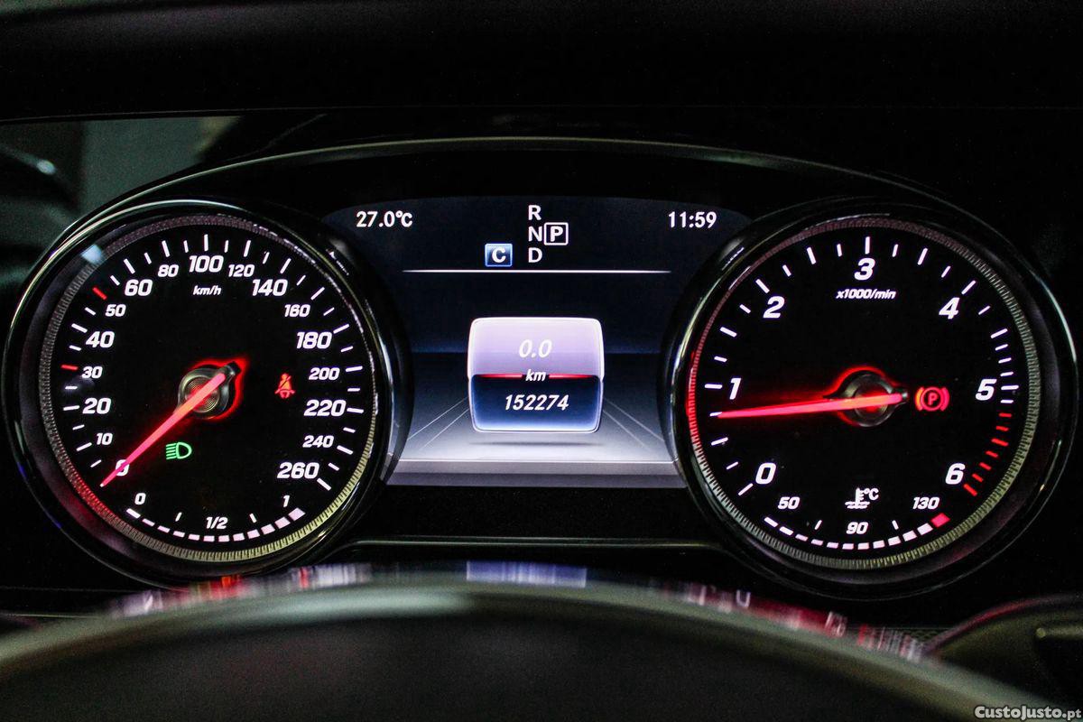 Mercedes-Benz E 220 d AMG — fotografia 7