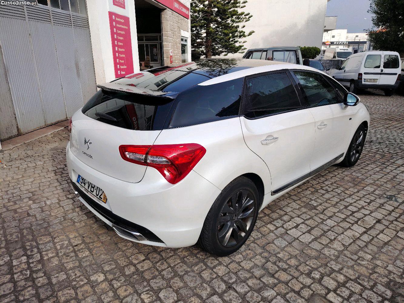 Citroën DS5 Hybrid4 So Chic — fotografia 8