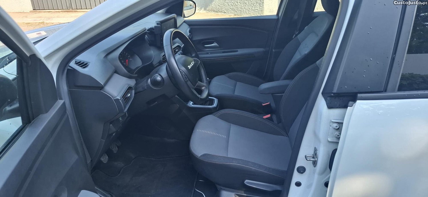 Dacia Jogger 1.0 extreme — fotografia 5