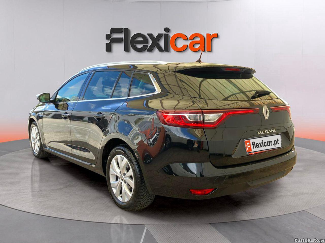 Renault Mégane Sport Tourer 1.3 TCe Limited — fotografia 14