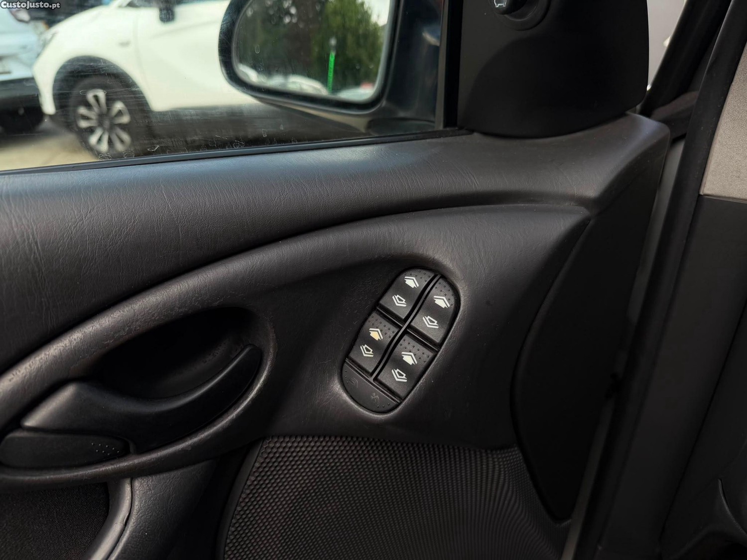 Ford Focus SW 1.4 Comfort — fotografia 7