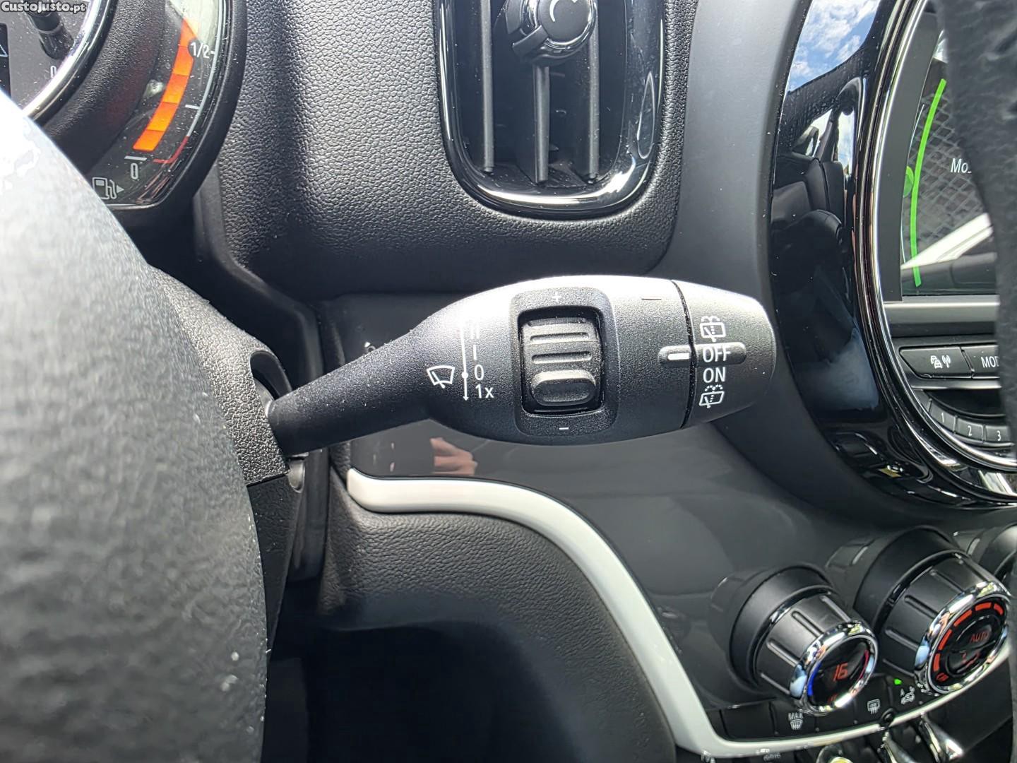 MINI Countryman Cooper SE ALL4 Auto — fotografia 11