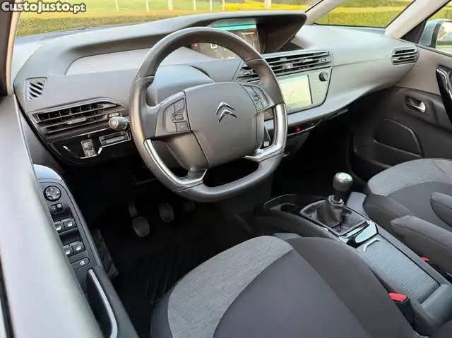 Citroën C4 Spacetourer PureTech 130 Stop&Start FEEL — fotografia 3