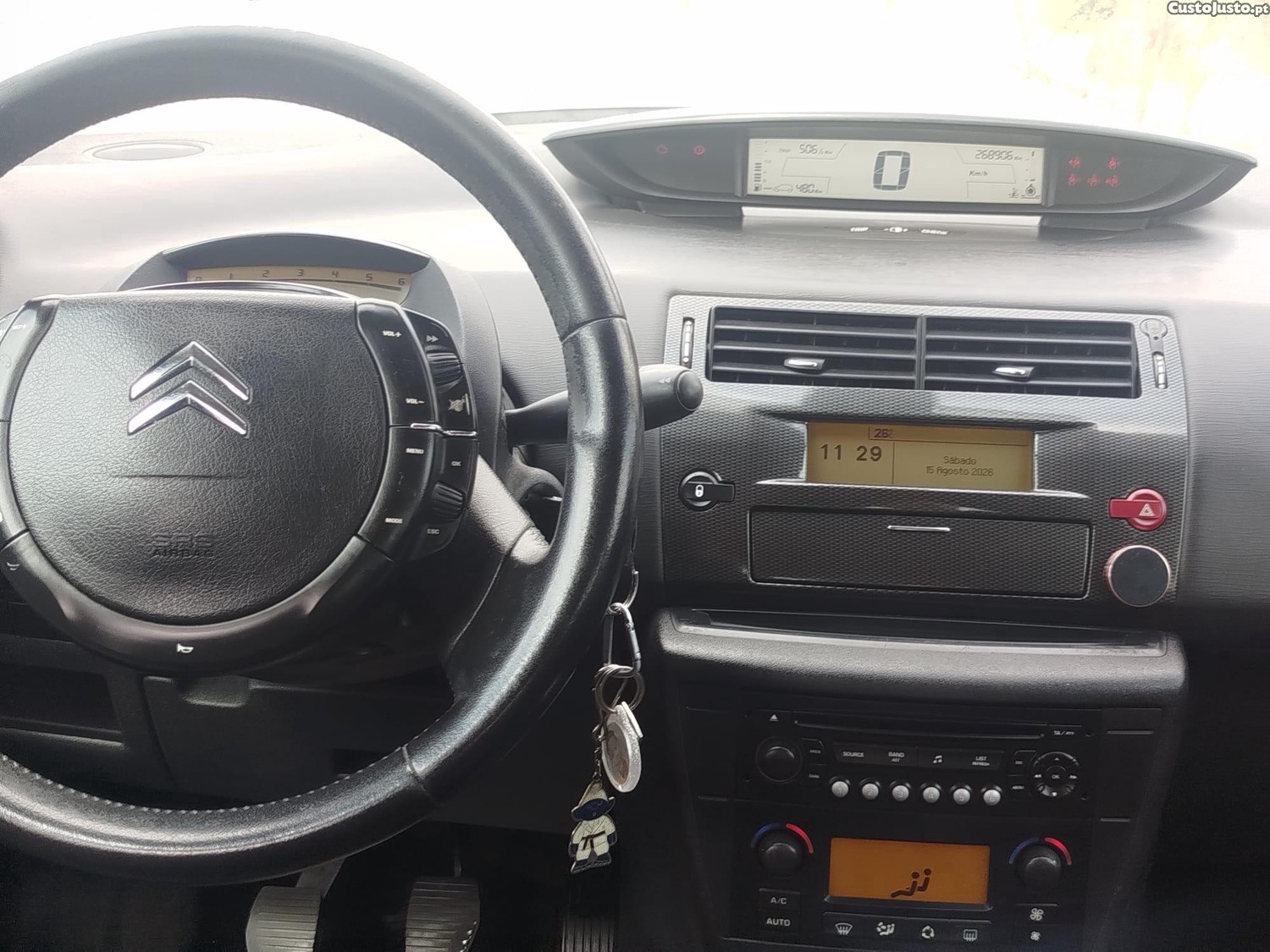 Citroën C4 1.6 HDI — fotografia 5