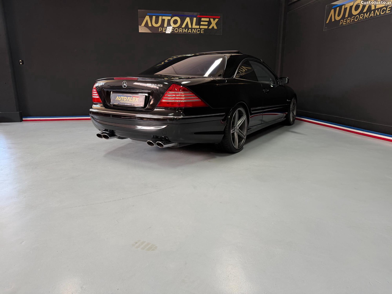 Mercedes-Benz Classe CL . — fotografia 15