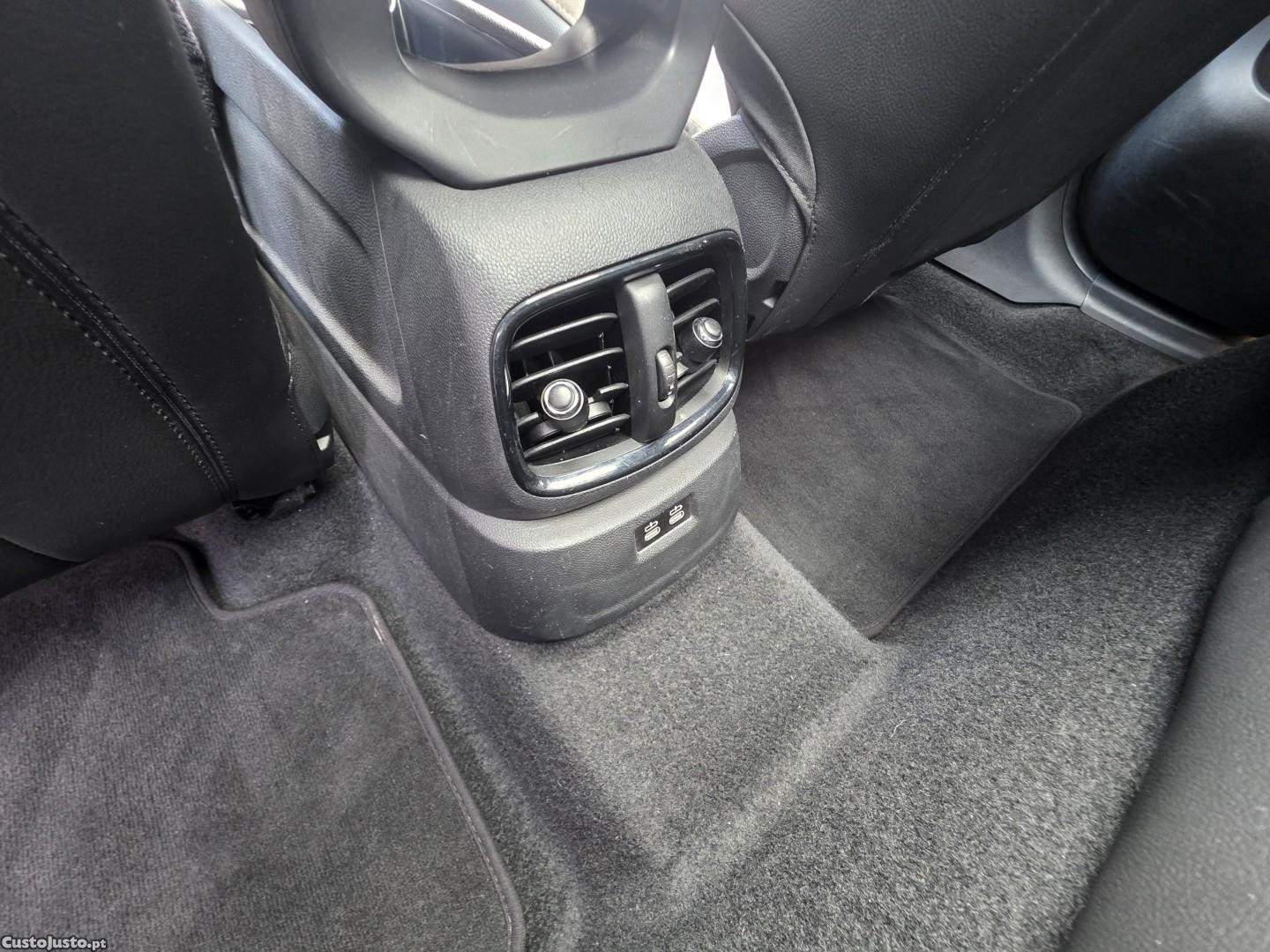 MINI Countryman Cooper SE ALL4 Auto — fotografia 39