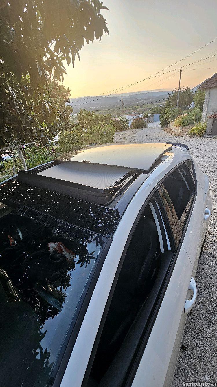 SEAT Leon 5f — fotografia 4