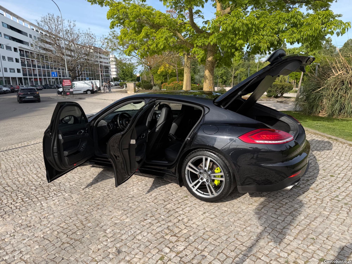 Porsche Panamera S HYBRID — fotografia 10