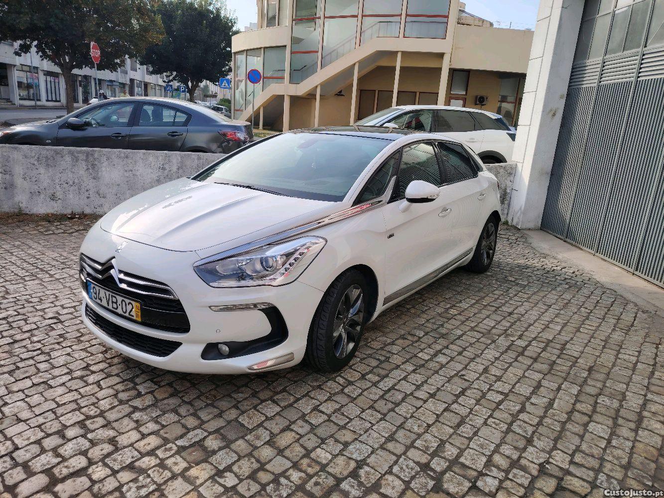 Citroën DS5 Hybrid4 So Chic — fotografia 10