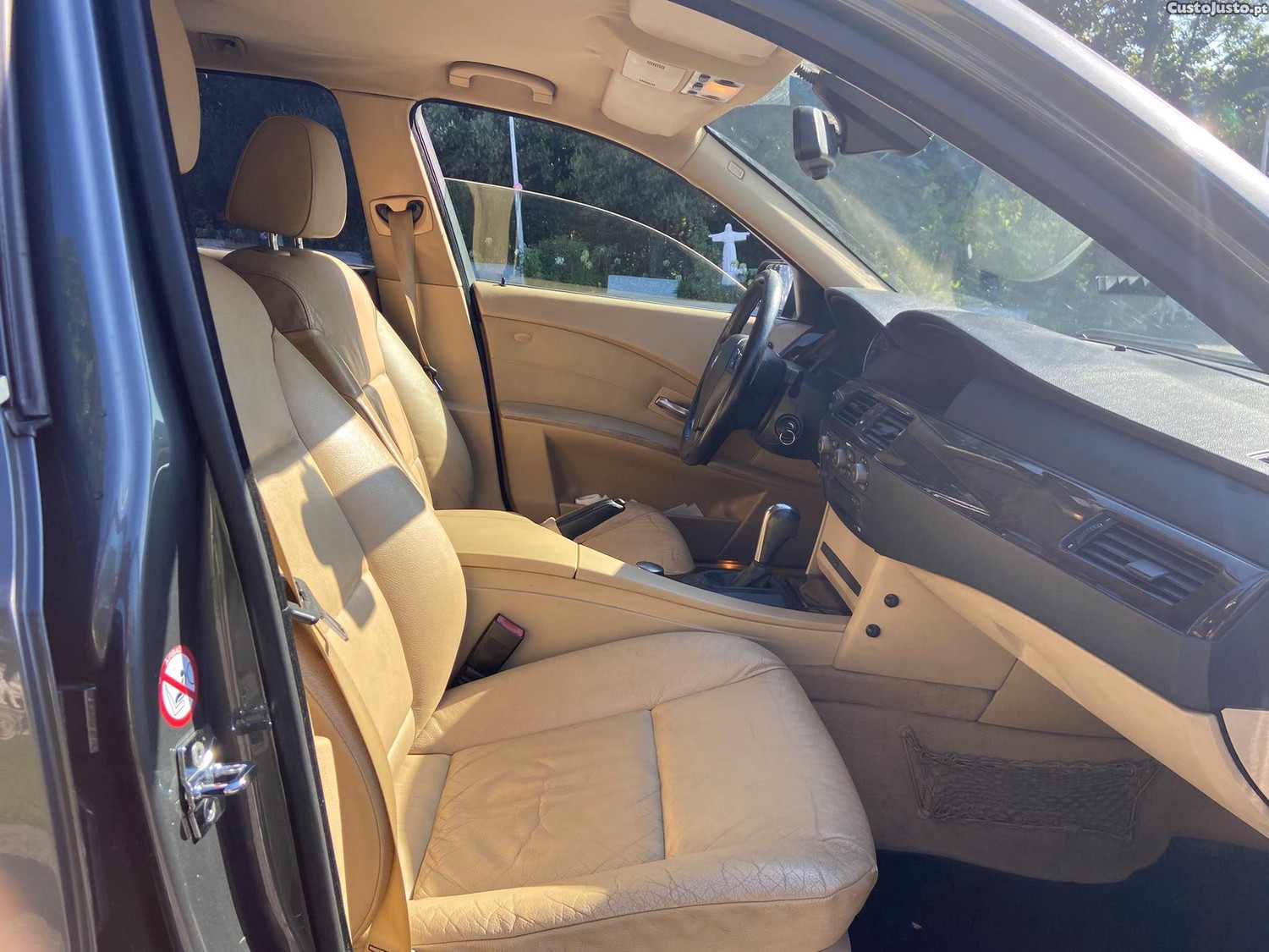 BMW 530 Luxury — fotografia 4
