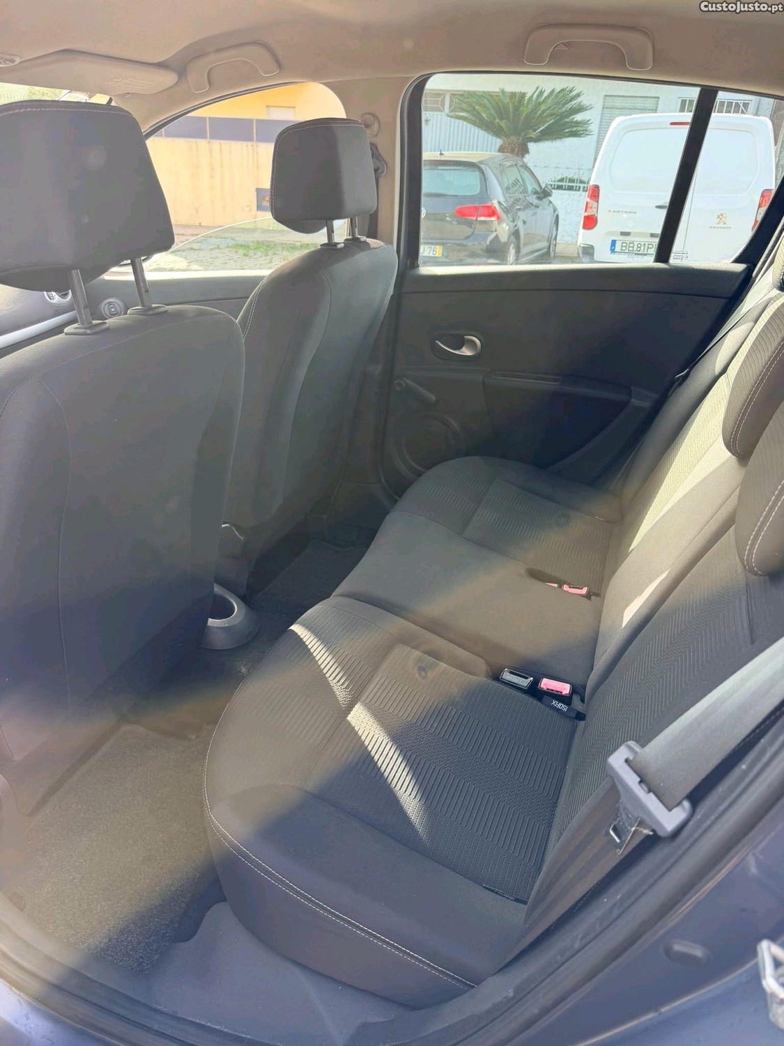 Renault Clio 1.2 dinamic — fotografia 5