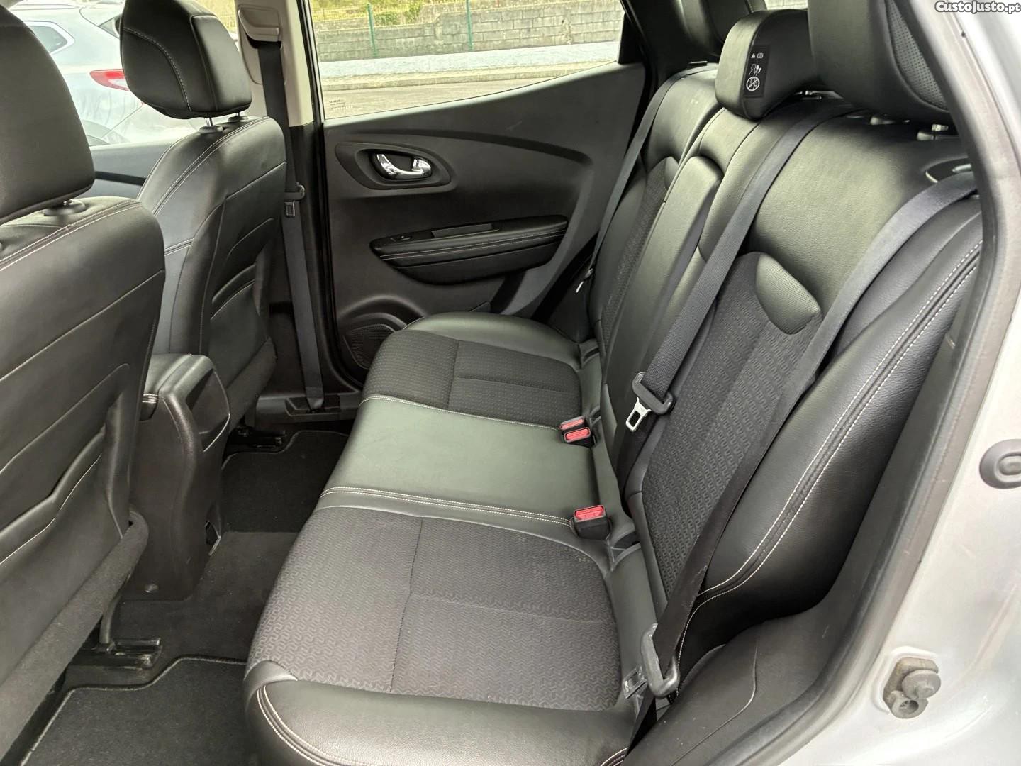 Renault Kadjar Energy TCe 130 LIMITED — fotografia 12