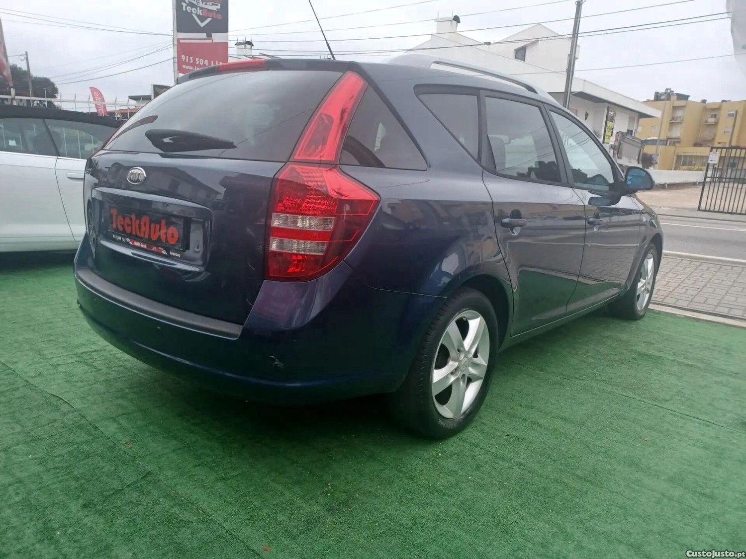 Kia Ceed 1.4 CVVT EX ISG — fotografia 19