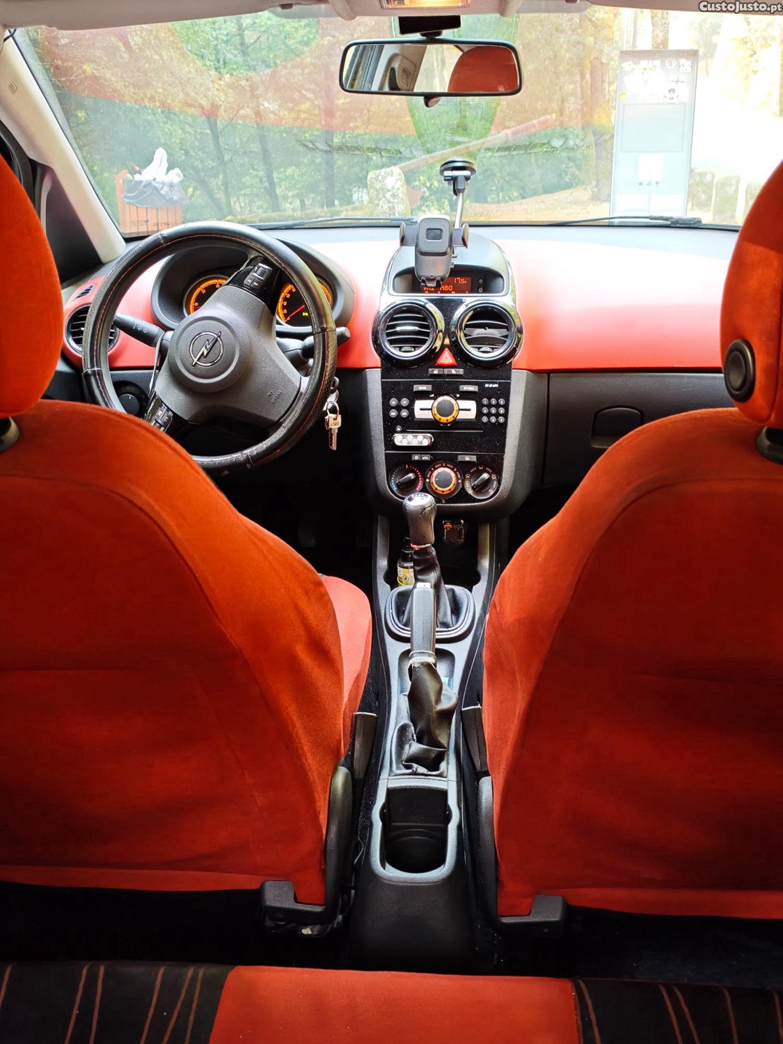 Opel Corsa Enjoy — fotografia 3
