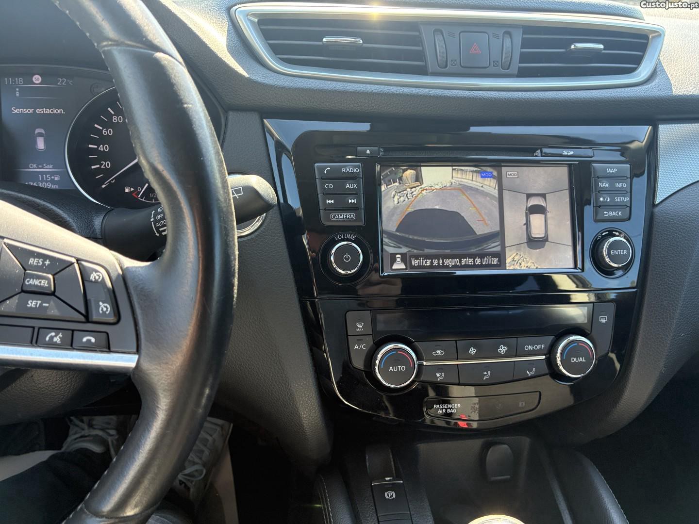 Nissan Qashqai 1.5 dCi Tekna — fotografia 8