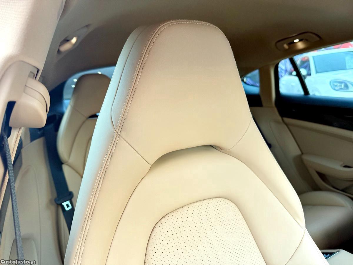 Porsche Panamera 4 E-Hybrid Platinum Edition — fotografia 20