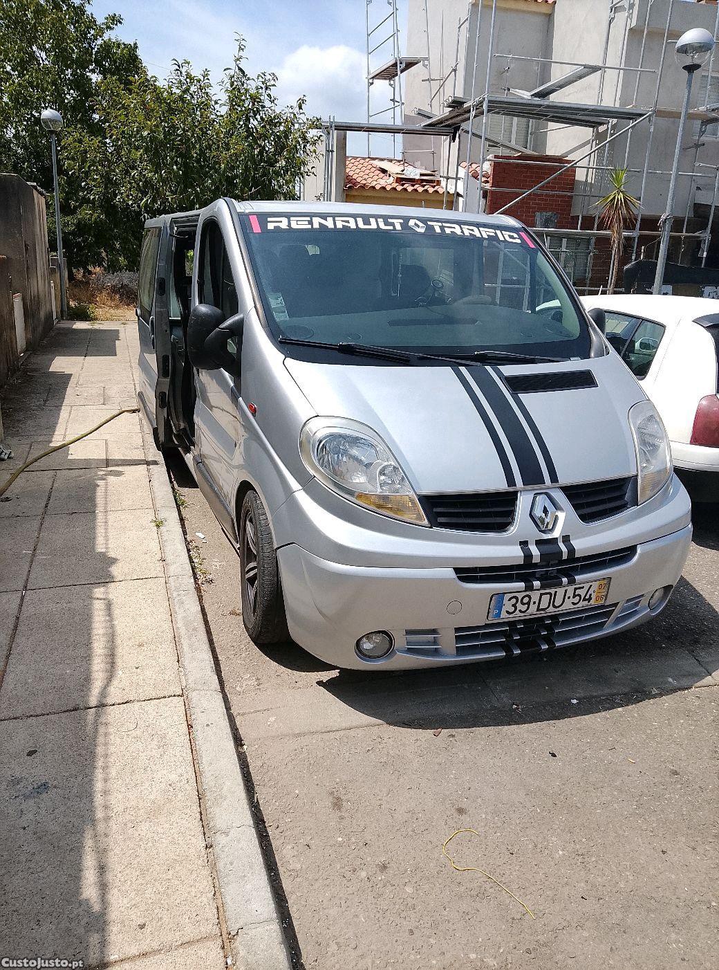 Renault Trafic 150 — fotografia 2