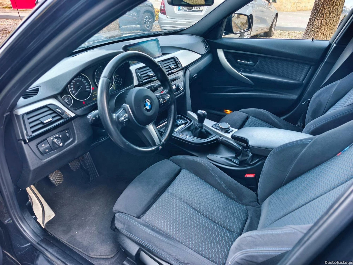BMW 318 Pack M — fotografia 6