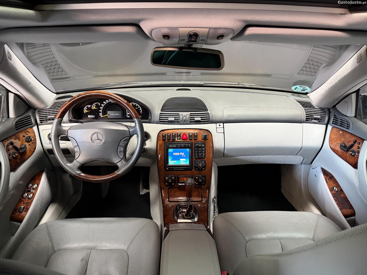 Mercedes-Benz Classe CL . — fotografia 5