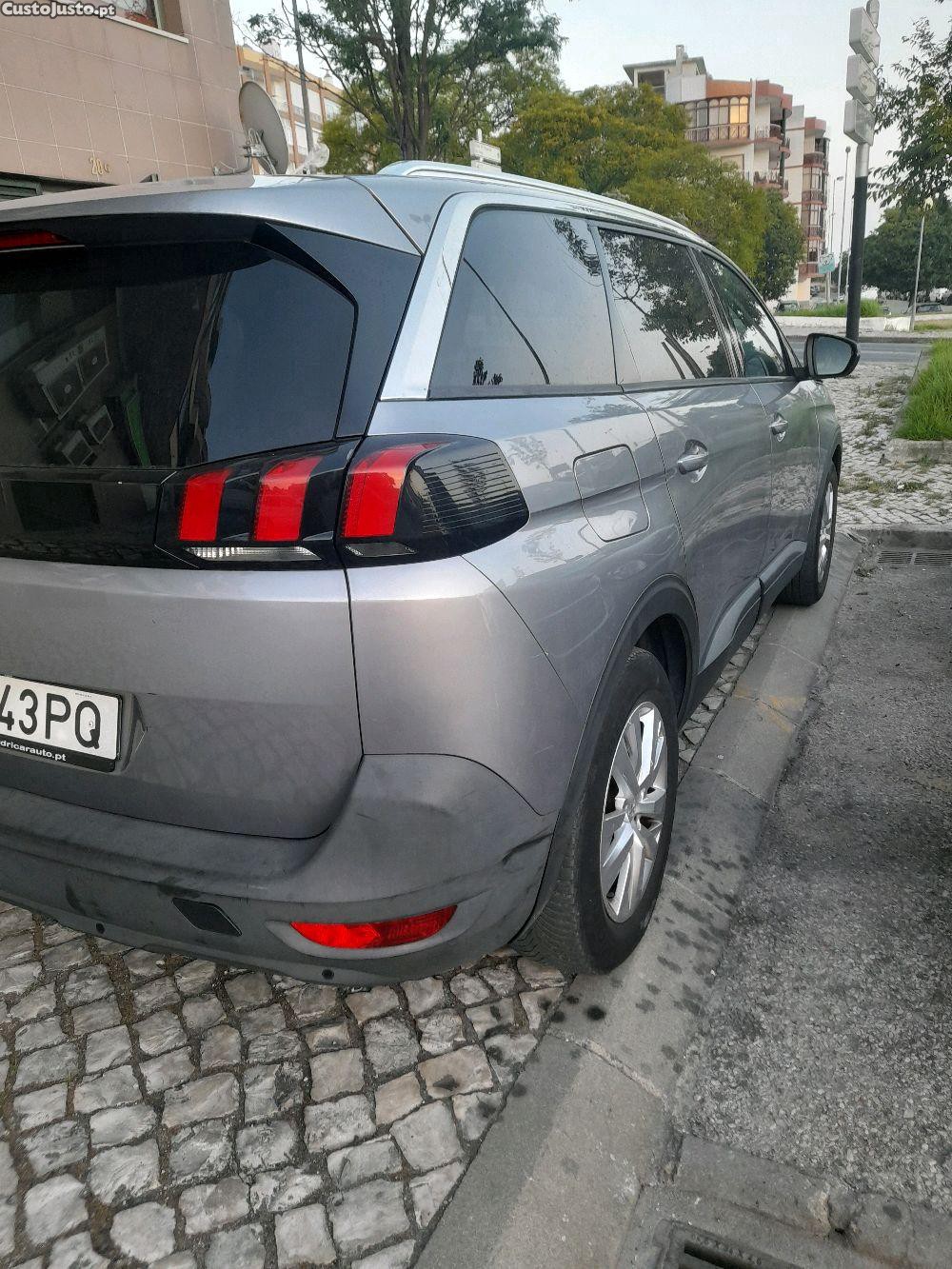 Peugeot 5008 1.5bluehdi — fotografia 10