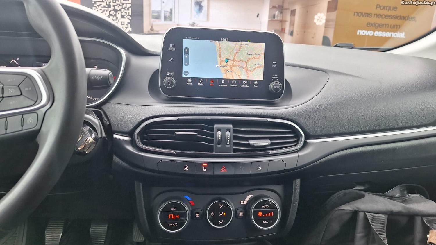 Fiat Tipo 1.3 Multijet 95 cv Lounge Tech — fotografia 6