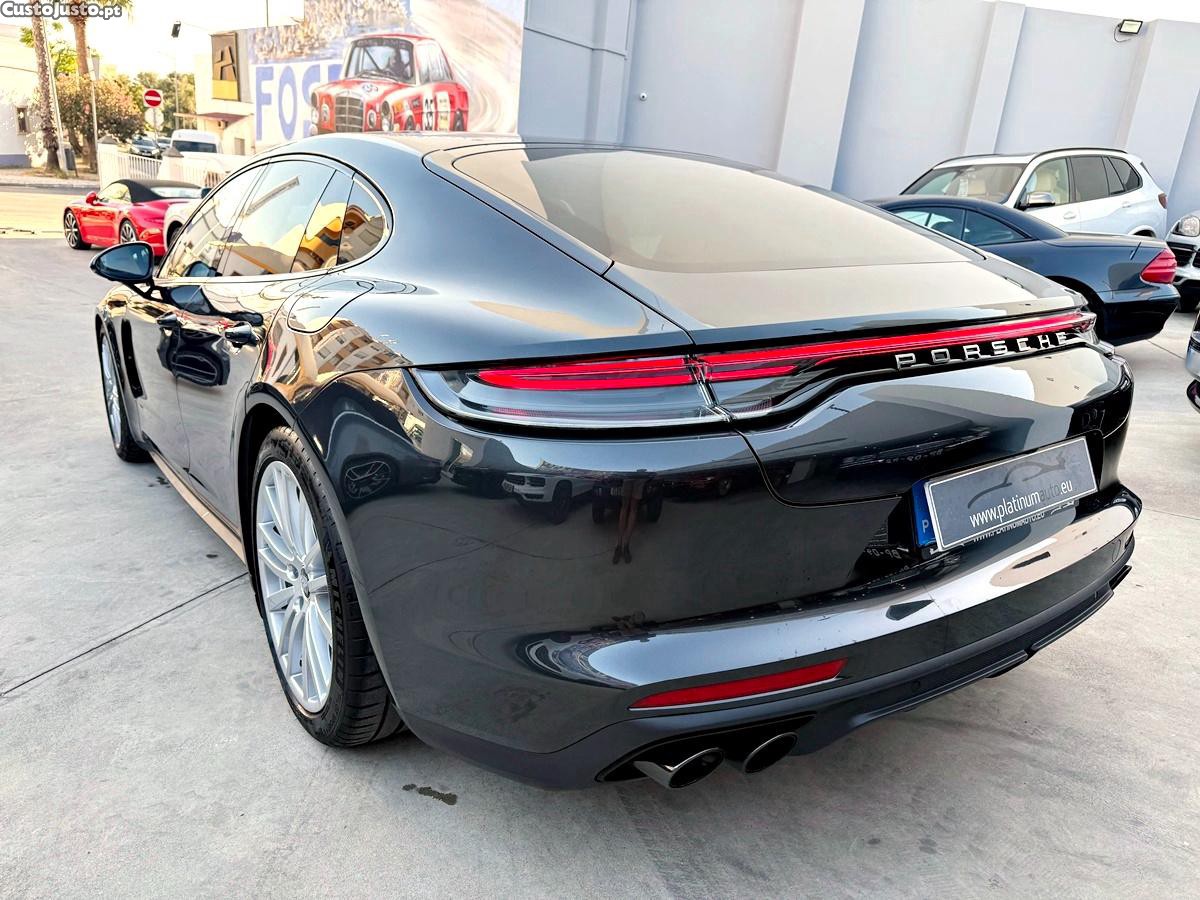 Porsche Panamera 4 E-Hybrid Platinum Edition — fotografia 52