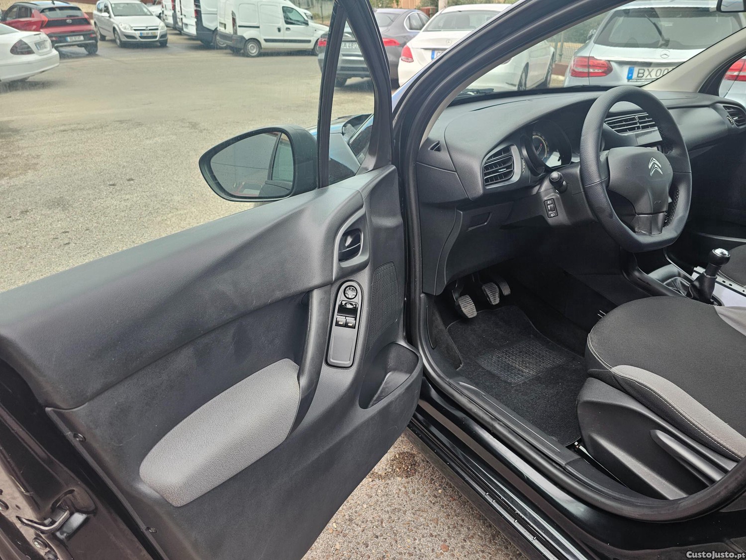 Citroën C3 1.2 — fotografia 8