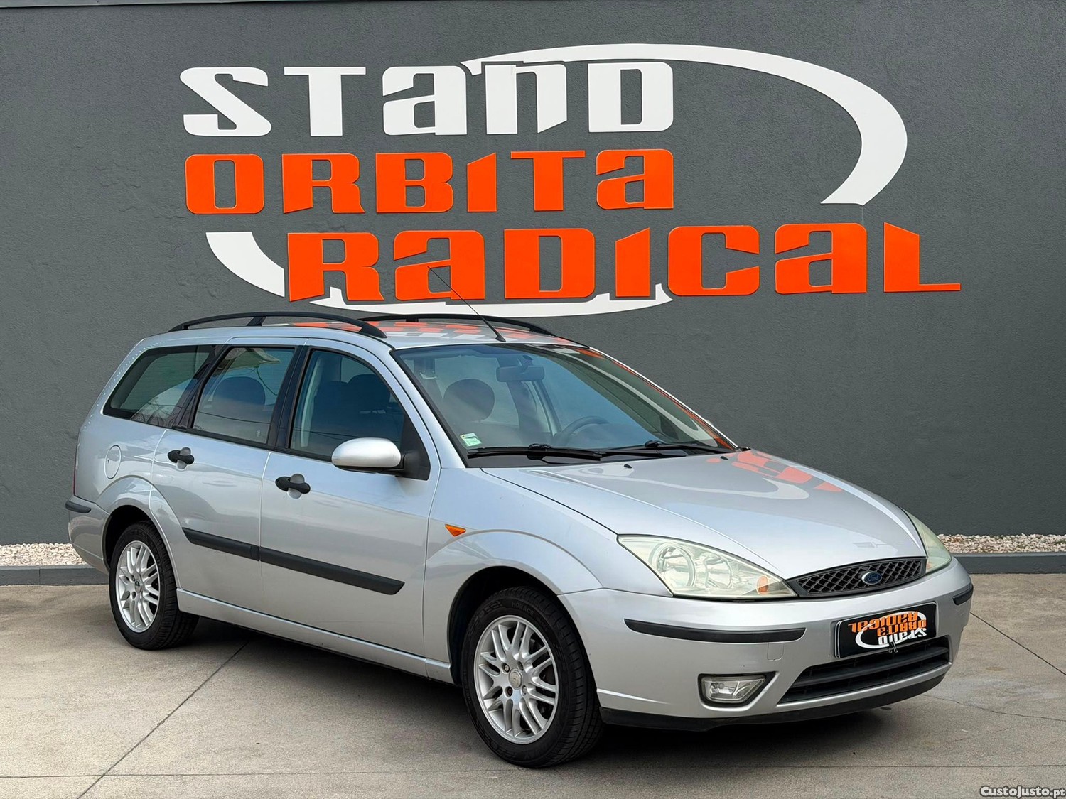 Ford Focus SW 1.4 Comfort — fotografia 17
