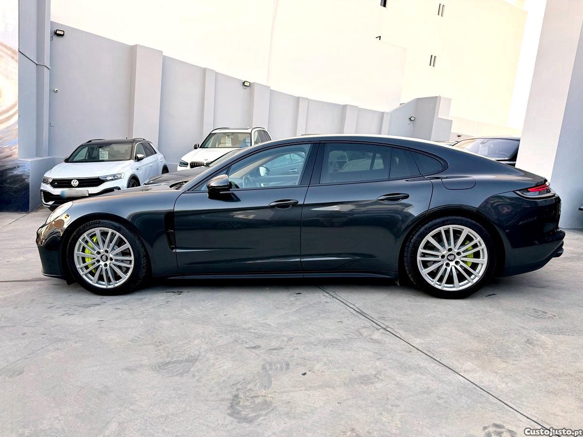 Porsche Panamera 4 E-Hybrid Platinum Edition — fotografia 51