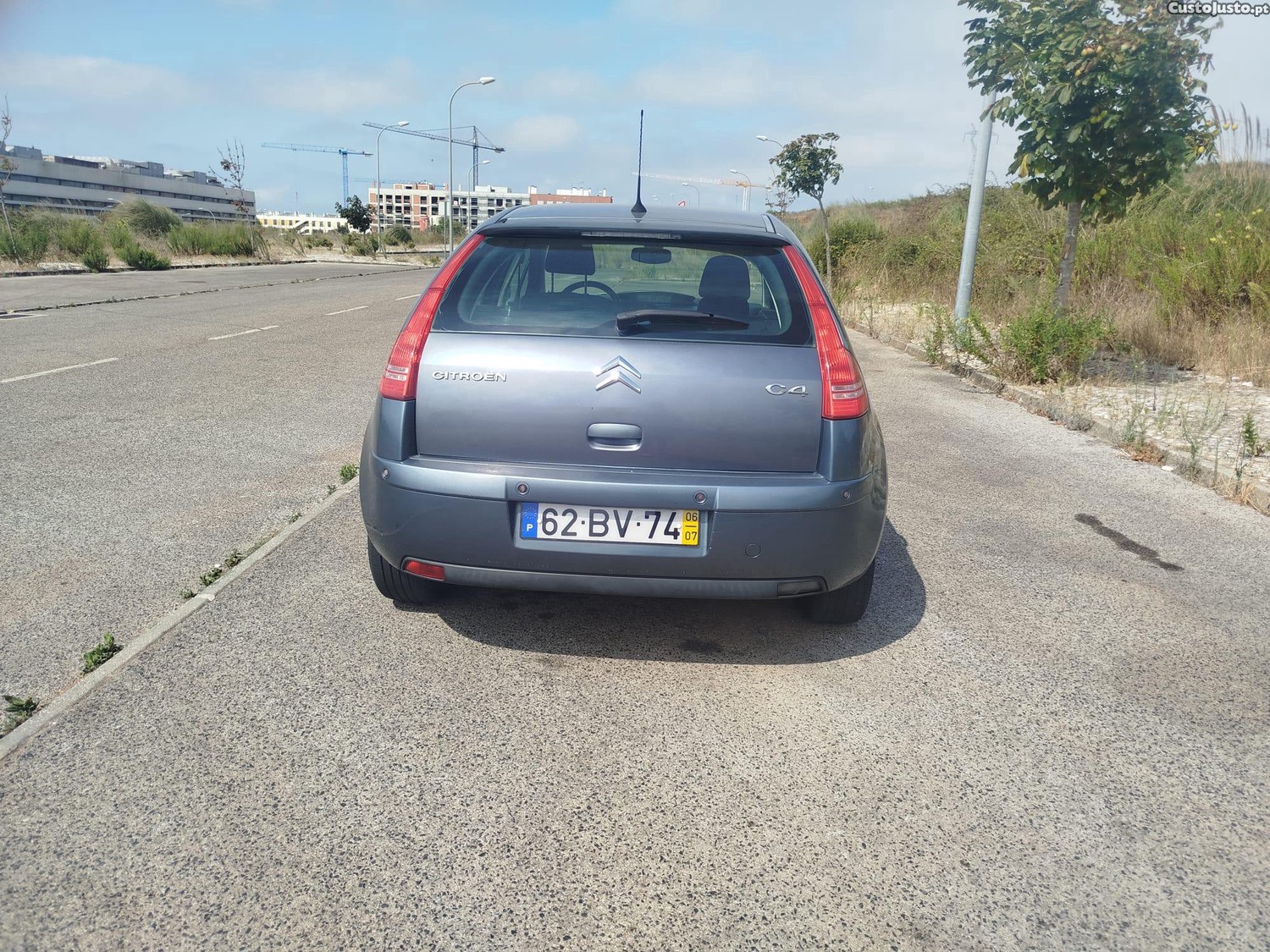 Citroën C4 1.6 HDI — fotografia 7