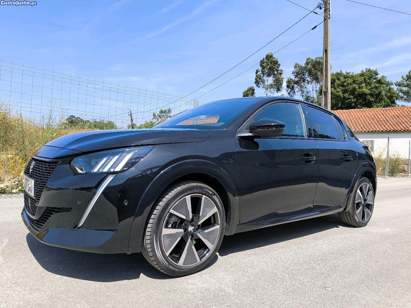 Peugeot e-208 GT — fotografia 9