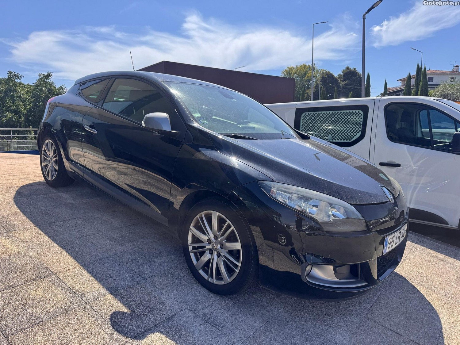 Renault Mégane Coupé 1.5 dCi GT Line - 11 foto 3