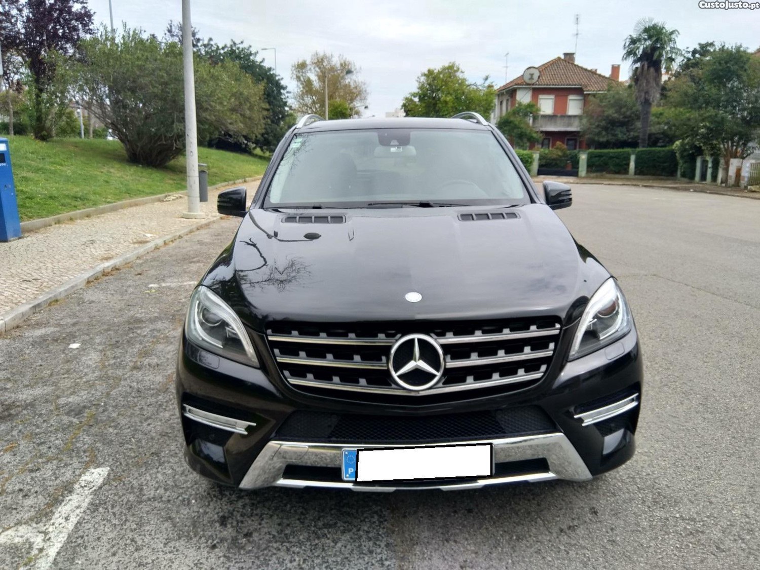 Mercedes-Benz ML 350 d Bluetec 4Matic AMG — fotografia 10