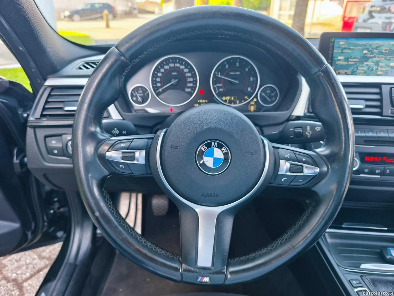 BMW 318 Pack M — fotografia 3