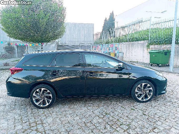 Toyota Auris SPORTS TOURING 1.4 D-4D ÚNICO DONO NACIONAL — fotografia 10