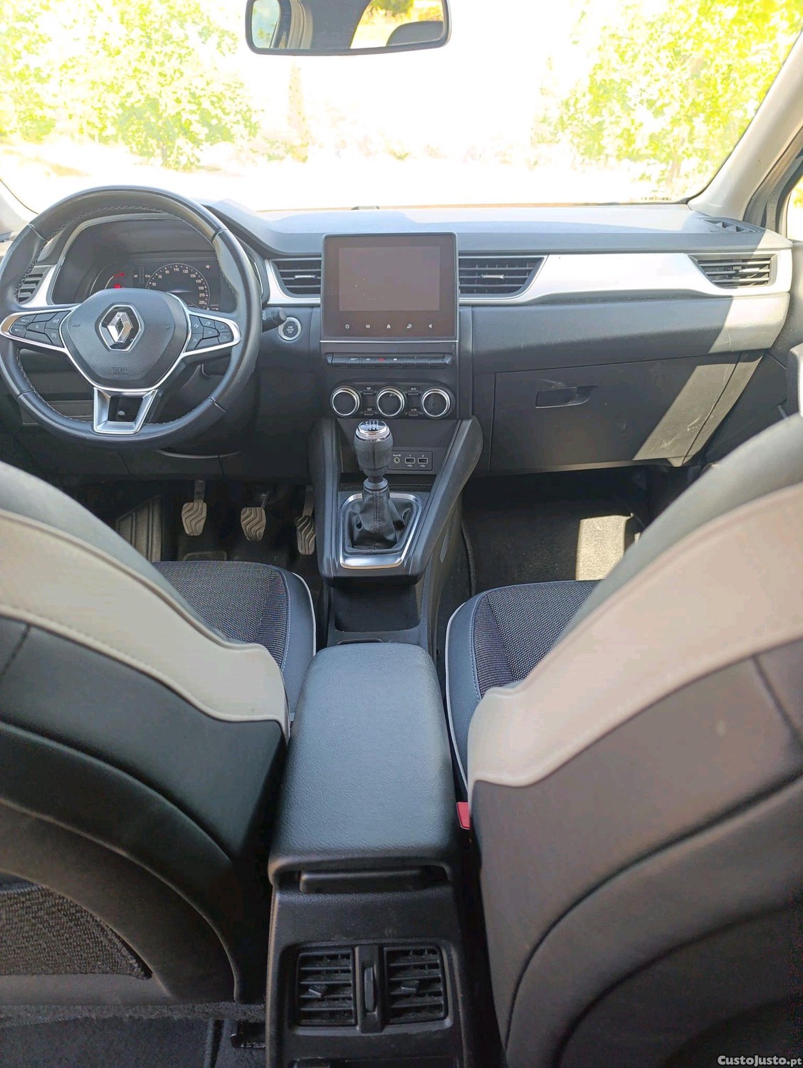 Renault Captur 1.0 2023 — fotografia 6
