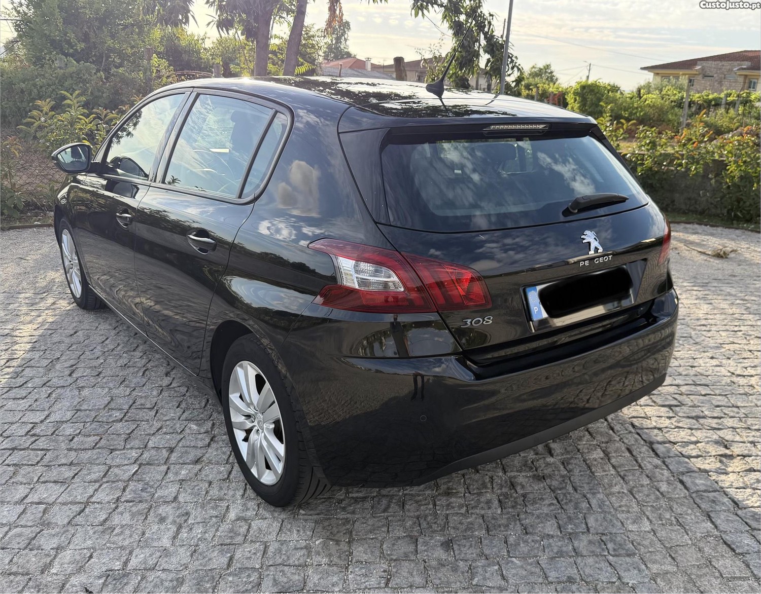 Peugeot 308 1.6HDI 115cv GPS carro bom estado — fotografia 7