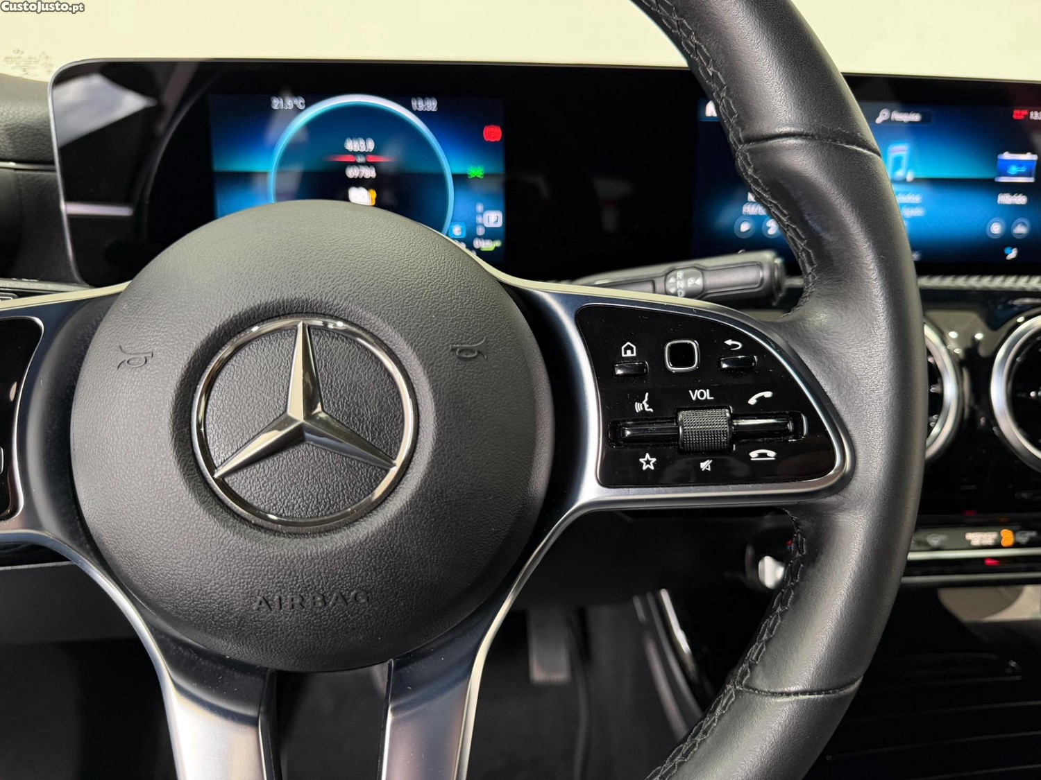 Mercedes-Benz CLA 250 E SHOOTING BRAKE PROGRESSIVE AUTO 218 CV - NACIONAL - 69767 KM — fotografia 18