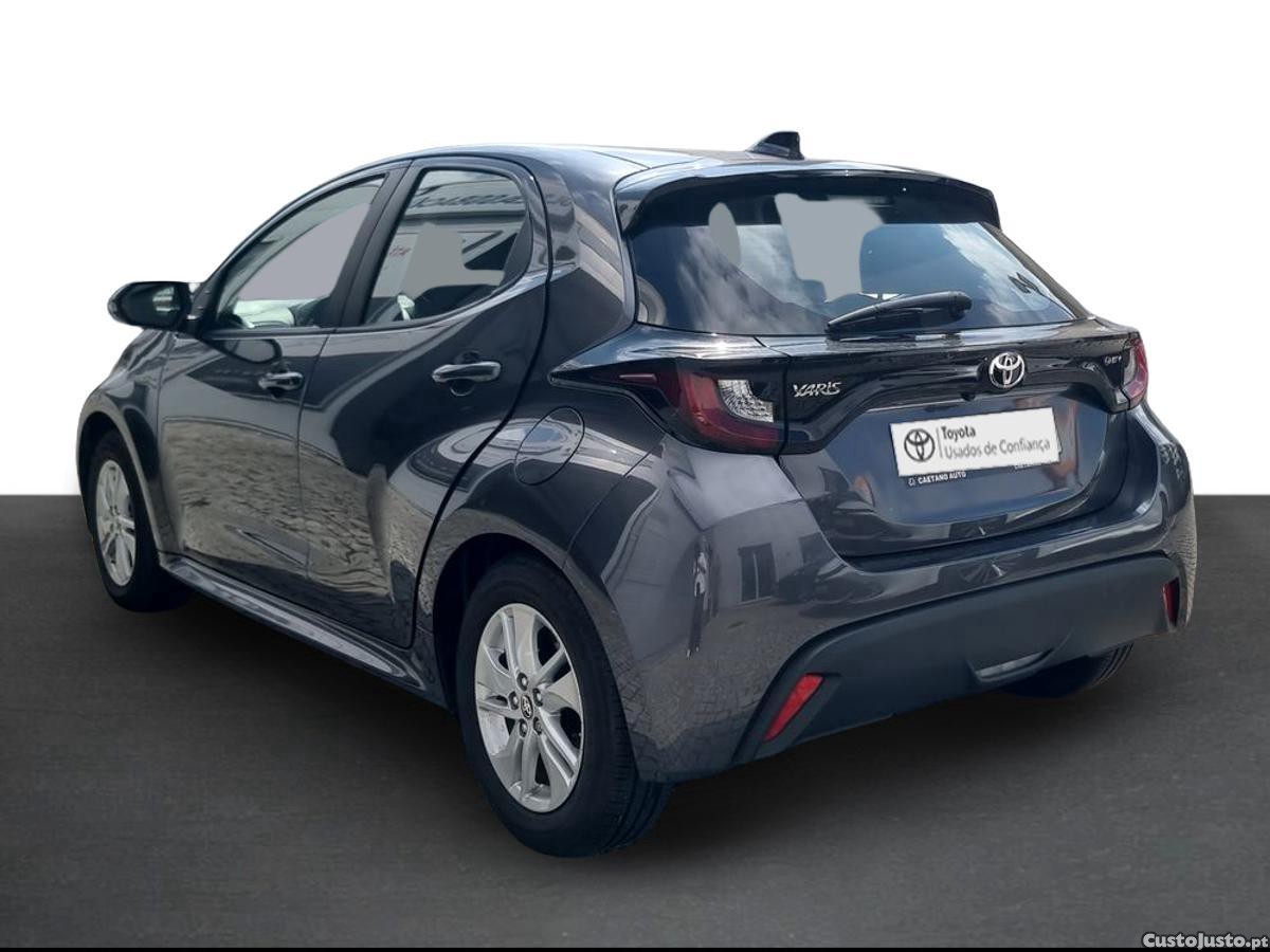 Toyota Yaris 1.5 HDF Comfort Plus — fotografia 14